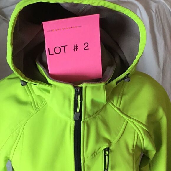 Ladies winter jacket in bright yellow/green medium - Picture 2 of 8